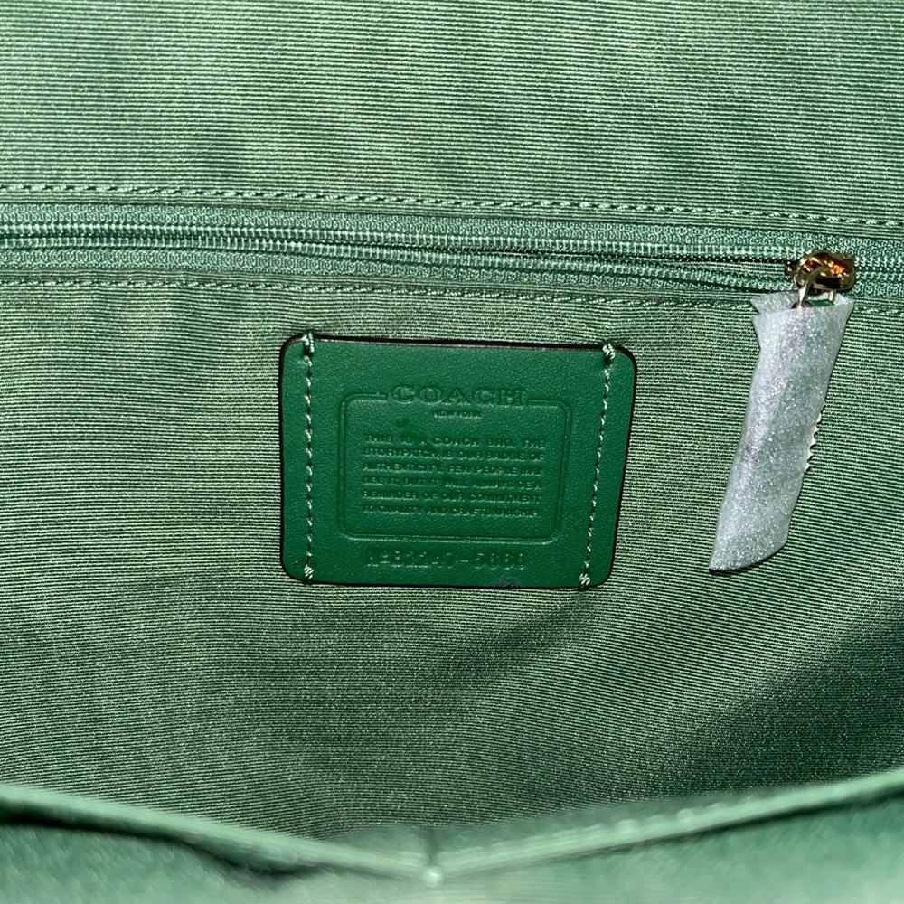 Coach Green Leather Court Backpack Model 5666 🎒 - Picture 8 of 12